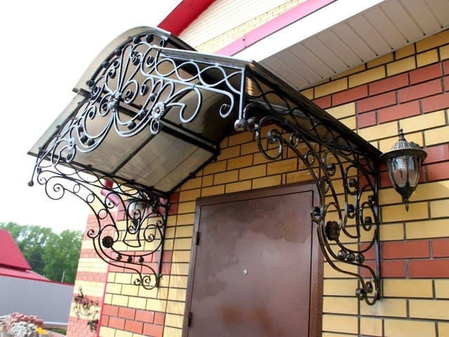 кованые и сварные козырьки Ступино
